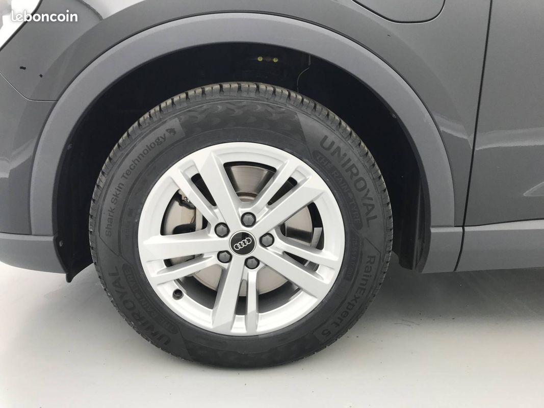 AUDI Q3 45 TFSIe 245 ch S tronic 6 Design (image 8)