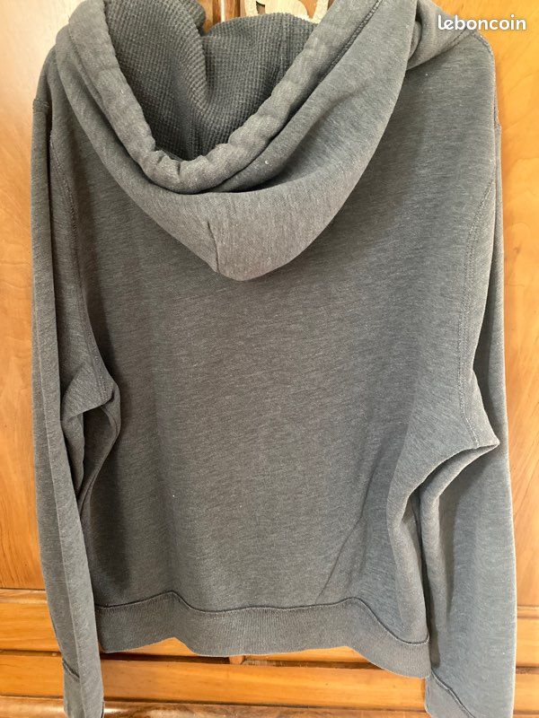 Sweat Hollister (image 2)