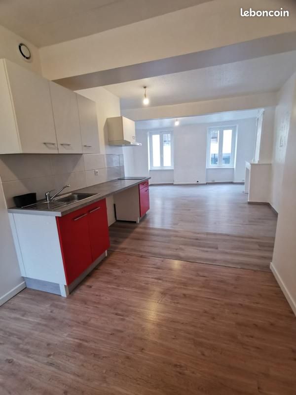 Appartement 3 pièces 70 m² · à Feurs · 70 m² · 600 €/mois