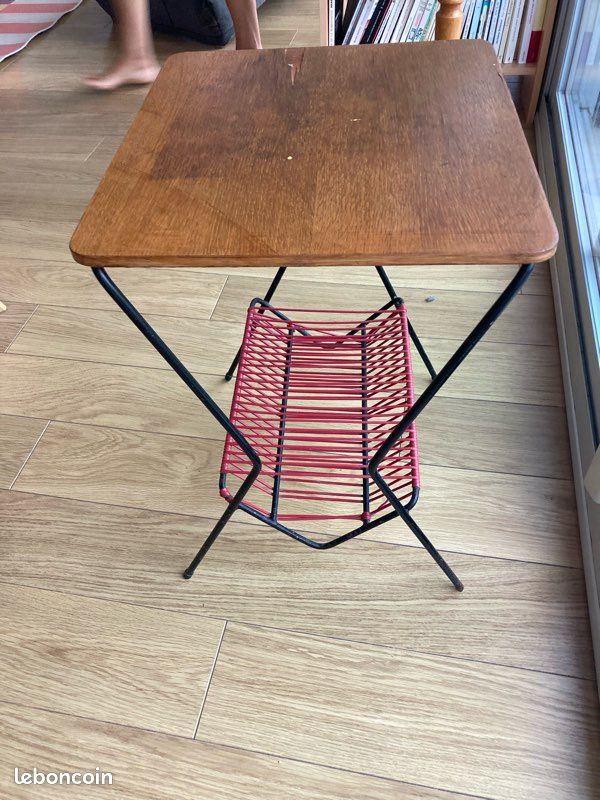 Petite table d’appoint porte revue (image 5)