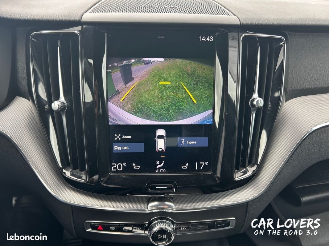 VOLVO XC60 D4 AdBlue 190 ch Geartronic 8 R-Design (image 26)