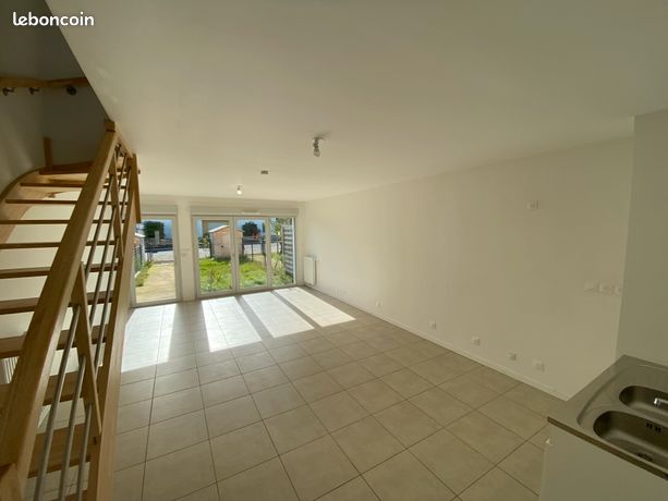 Maison T3 centre St JEAN de BOISEAU
