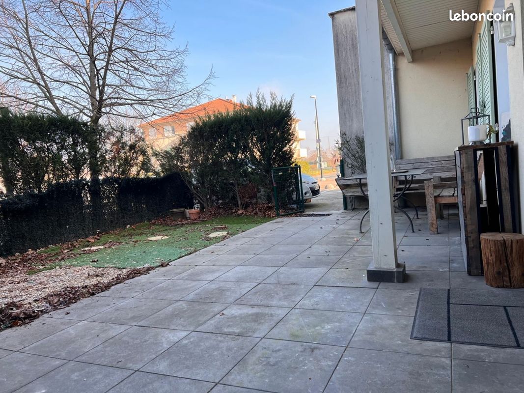 Appartement 2 pièces 50 m² · à Bron · 50 m² · 1 000 €