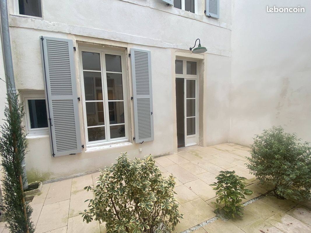 Appartement 4 pièces 83 m² · à Rochefort · 83 m² · 1 060 €/mois
