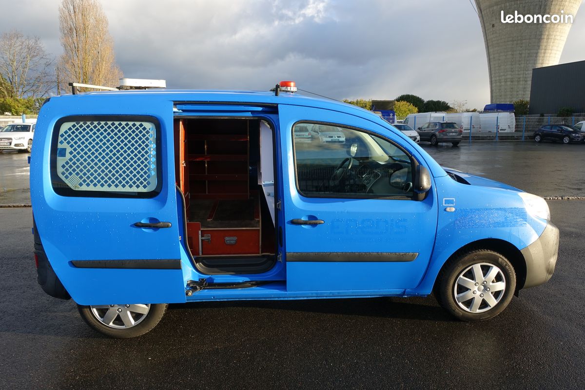 Renault kangoo confort 1.5 dci 75ch (image 4)