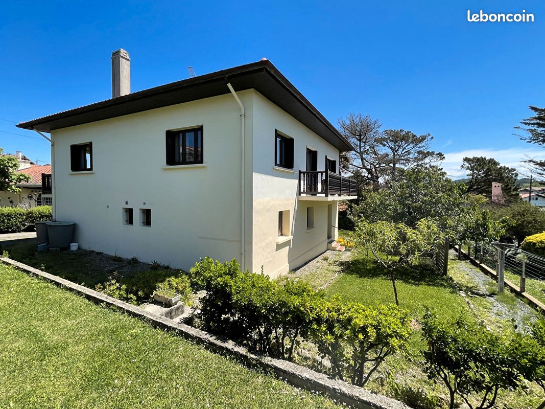 Maison 8 pièces 145 m² · à Bidart · 145 m² · 748 000 €