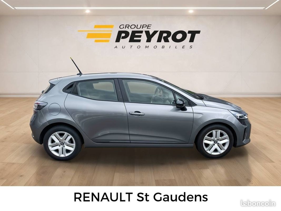 RENAULT Clio TCe 90 Evolution (image 3)