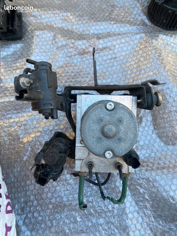 🔧 Bloc ABS Peugeot / Citroën – Réf. 390095 0 265 959 075 (image 1)