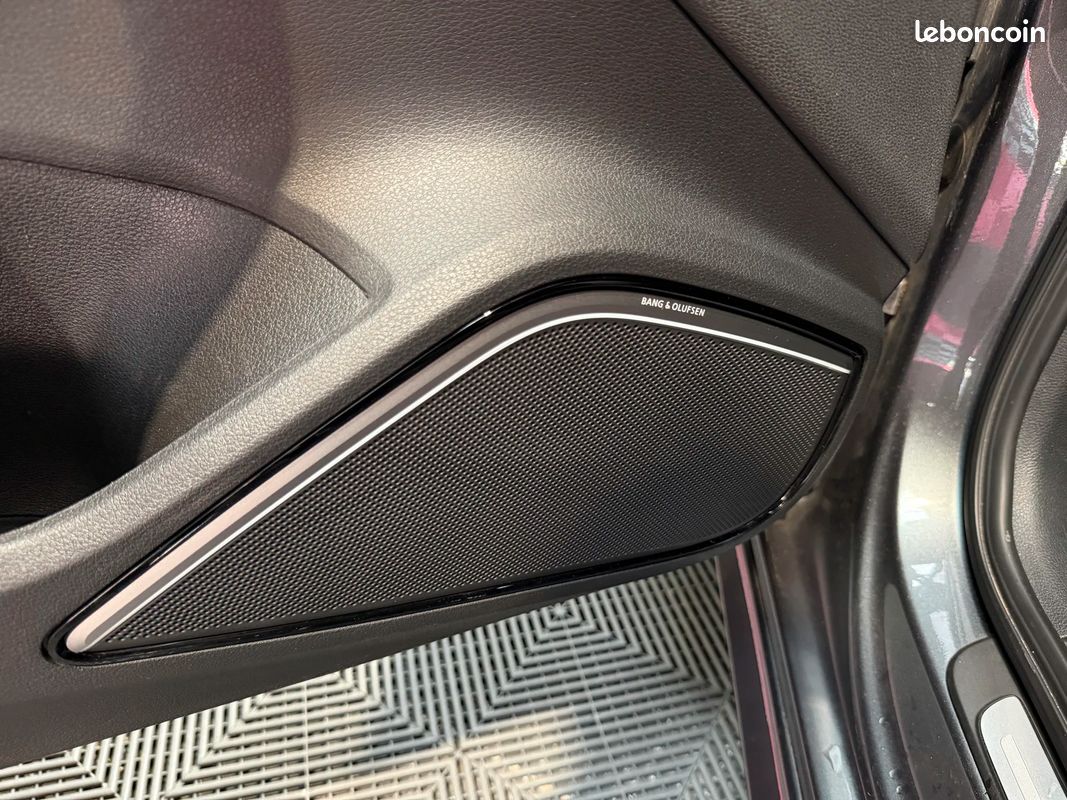 Audi A3 Quattro 2.0 TDi 184 cv S line Toit ouvrant - Bang Olufsen - Distrib et STRONIC à jour (image 15)