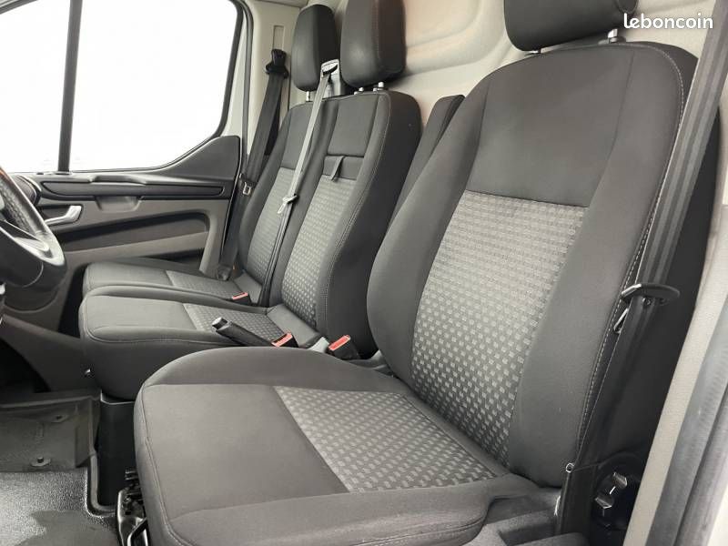 Ford Transit CUSTOM FOURGON 280 L1H1 2.0 ECOBLUE 130 TREND BUSINESS (image 14)
