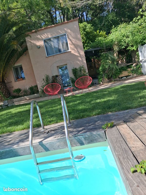 Appartement 2 pièces 36 m² · à Éguilles · 36 m² · 890 €