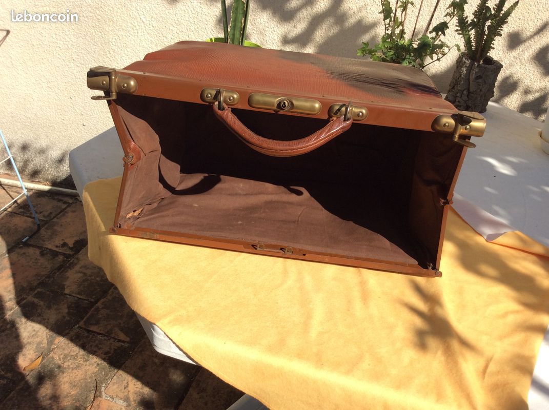 BAGAGE à MAINS ancien (sac diligence) (image 3)