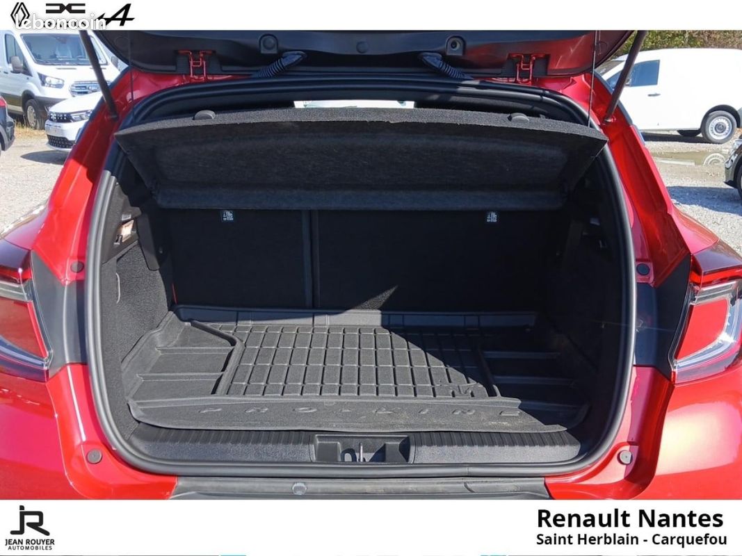 Renault Captur E-Tech hybride rechargeable 160ch RS Line (image 28)