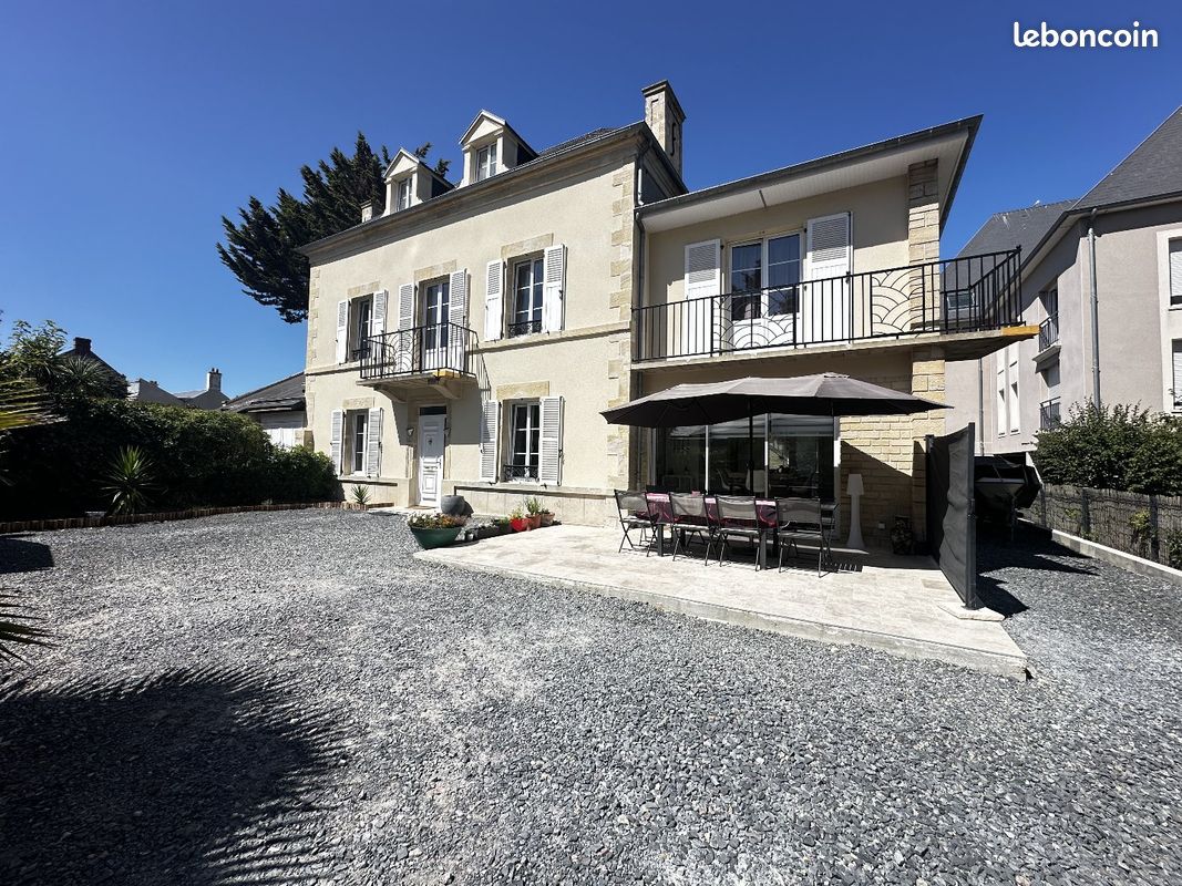 Maison 6 pièces 135 m² · à Ouistreham · 135 m² · 945 000 €