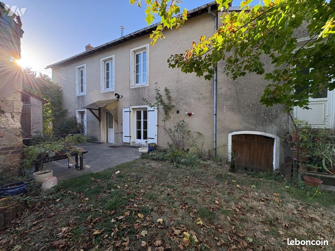 Maison 6 pièces 128 m² · à Mansigné · 128 m² · 143 732 €
