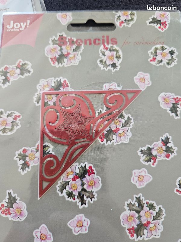 Modèle De Gaufrage En Plastique Carte De Bricolage Papier Artisanat Album Photo Peinture