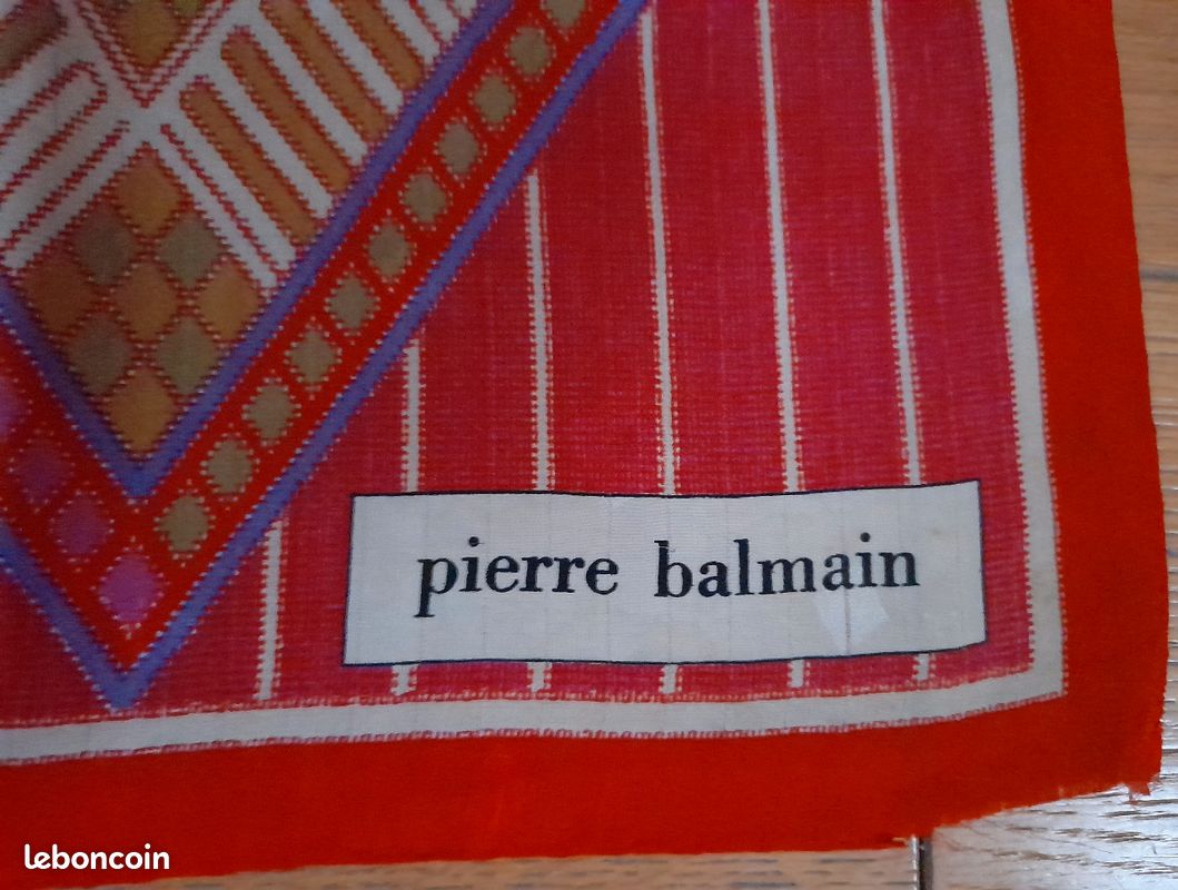 Lot de 3 jolis foulards dont 2 en soie (image 2)