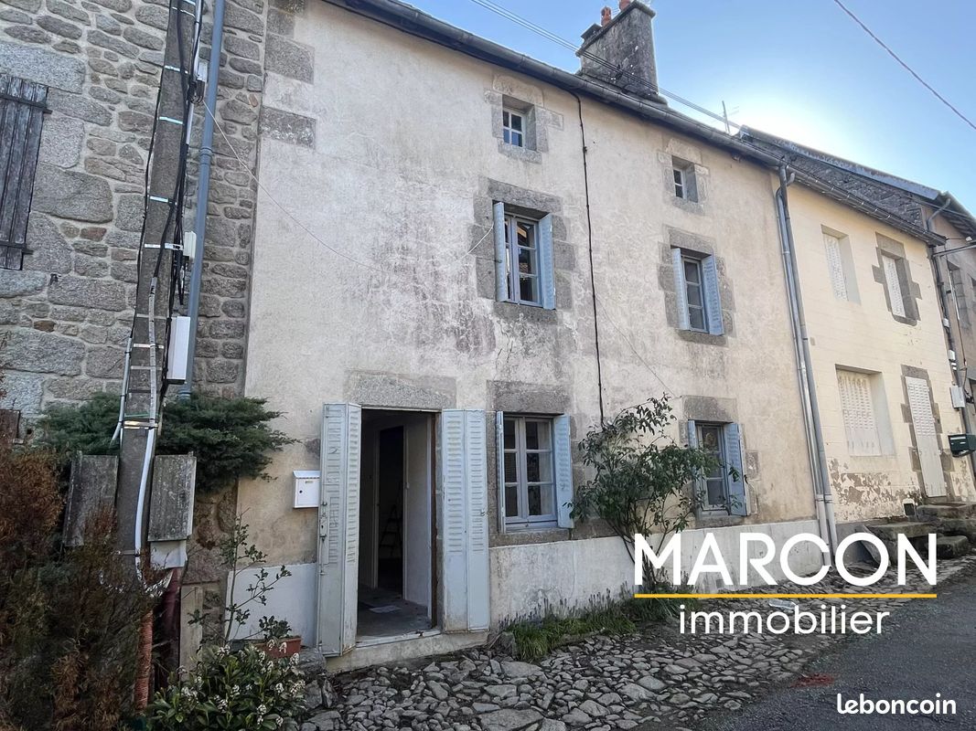 Maison 2 pièces 57 m² · à Crocq · 57 m² · 20 000 €