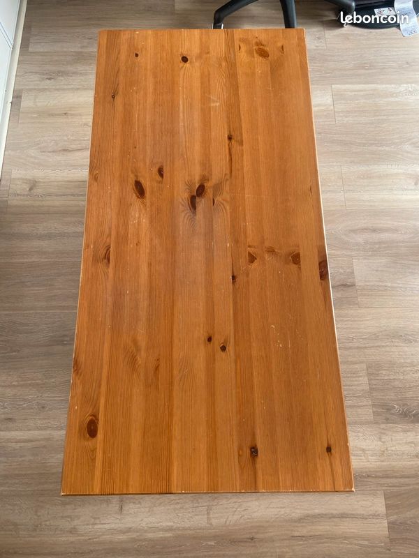 Table base en bois (image 3)