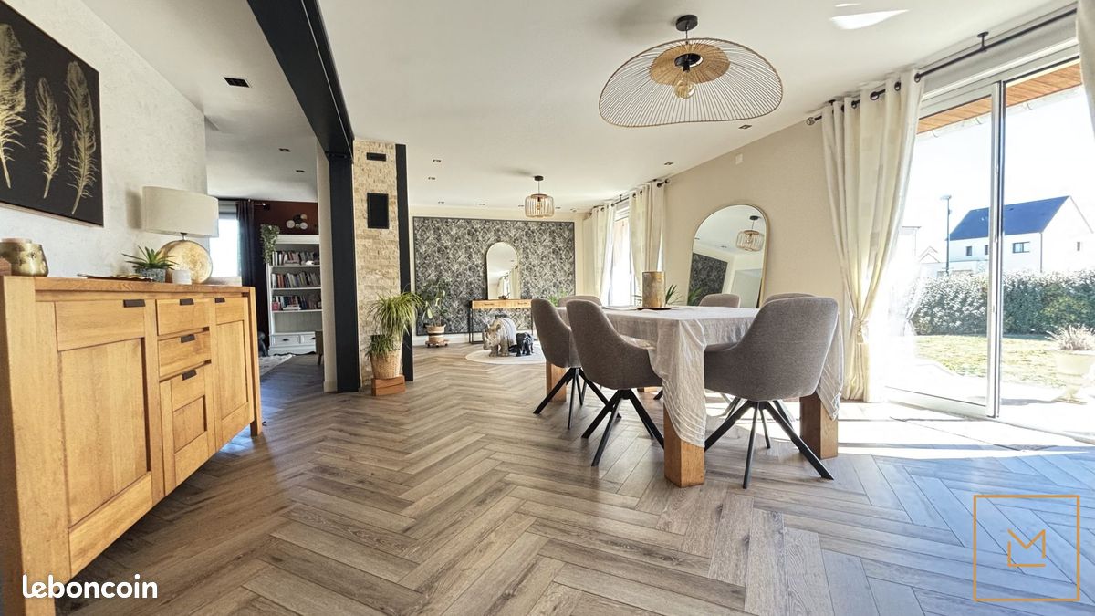 Maison 6 pièces 150 m² · à Castine-en-Plaine · 150 m² · 459 000 €