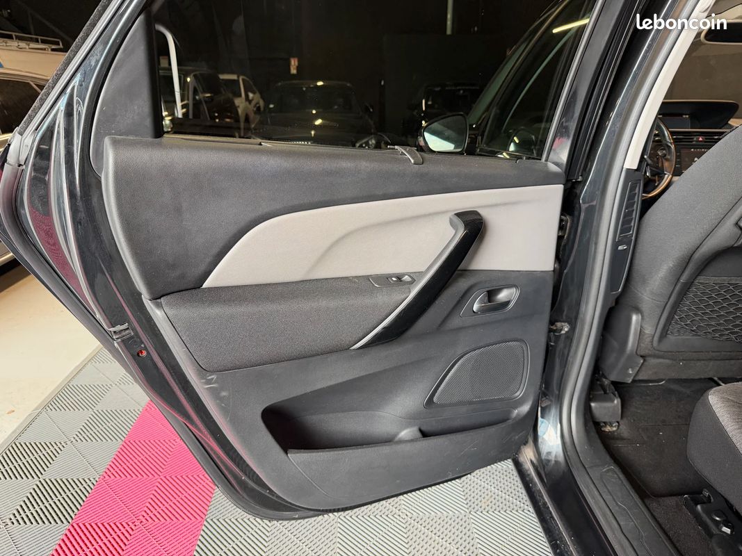 Citroën C4 SPACETOURER 1.6 BLUEHDI Feel (image 22)