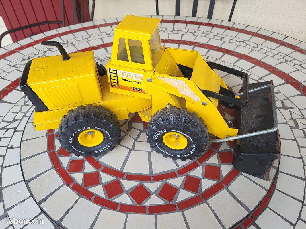 Jouet tonka (image 1)