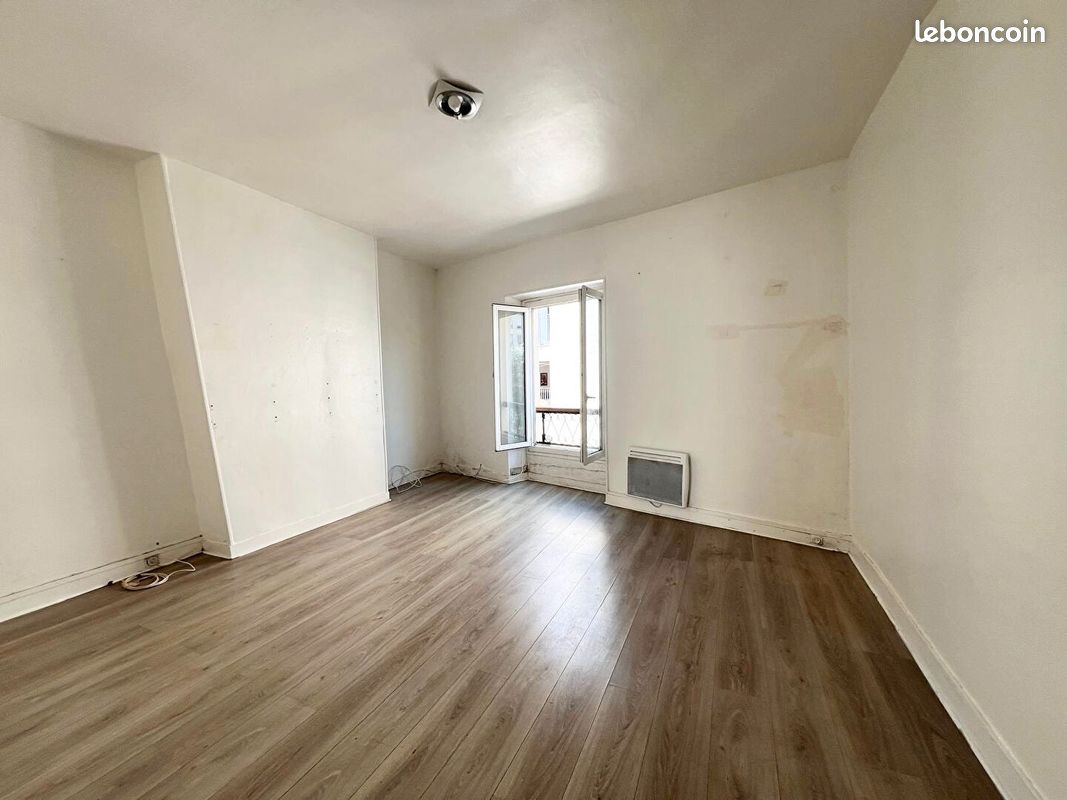 Appartement 1 pièce 30 m² · à Paris · 30 m² · 215 000 €