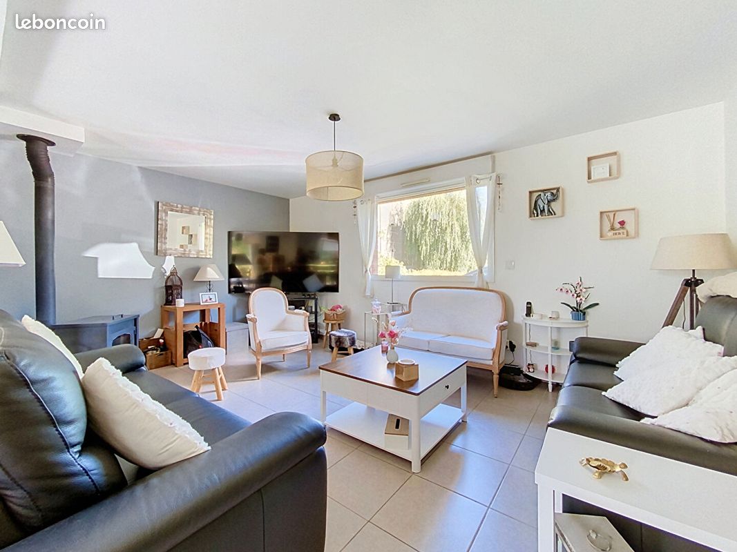 Maison 4 pièces 117 m² · à Estaires · 117 m² · 345 000 €
