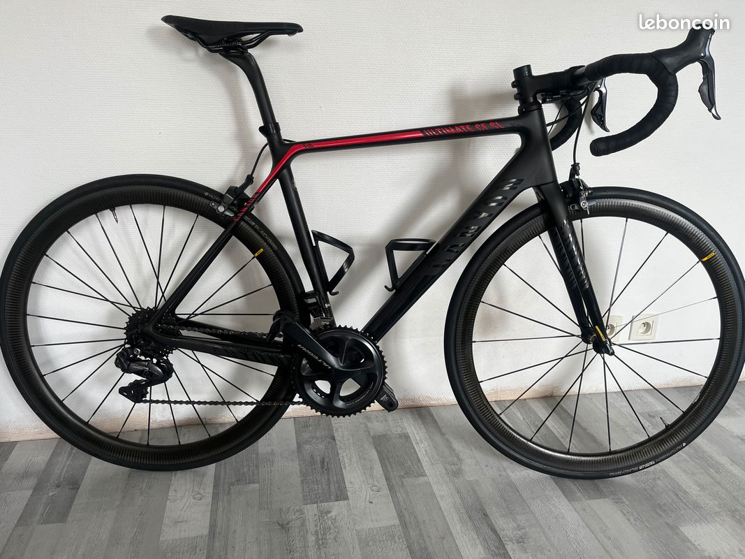 Vélo route Canyon Ultimate CF SL 2018 – Ultegra Di2 – Roues Carbon