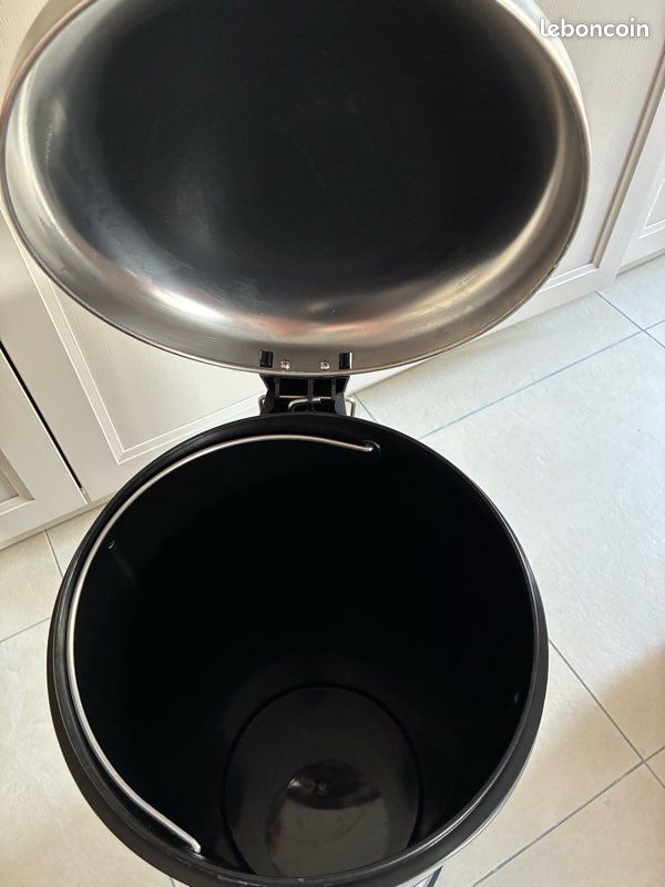 Poubelle à pédale IKEA MJÖSA 30 litres (image 6)