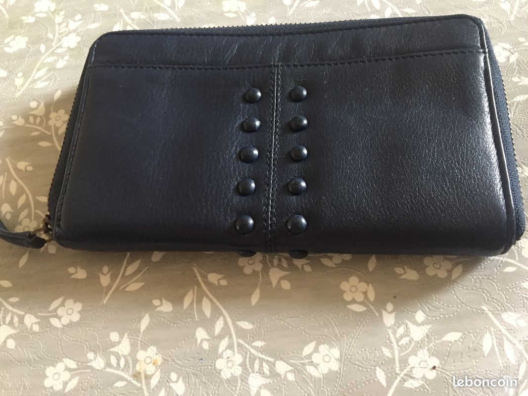 Porte-cartes et chéquier bleu (image 1)