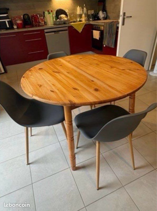 Table ronde (image 1)