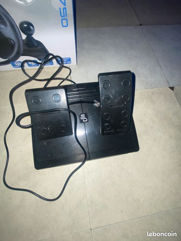 Volant pour pc et play (image 4)