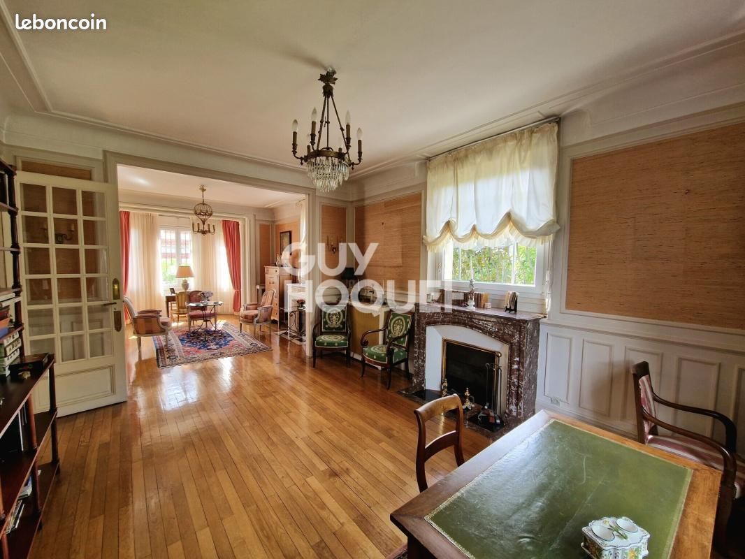 Maison 9 pièces 200 m² · à Soissons · 200 m² · 495 000 €