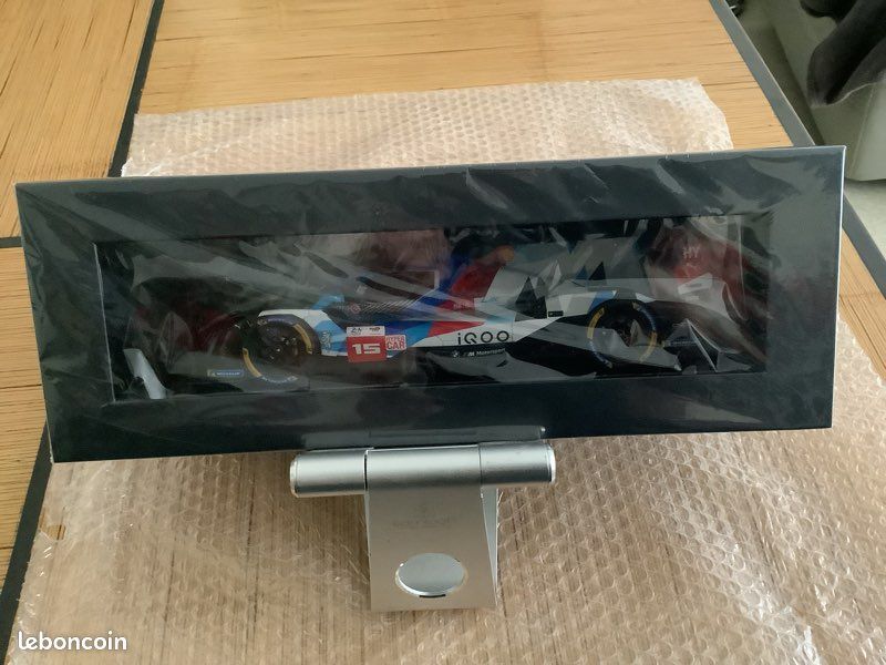 Voiture Collector SPARK 1/18 BMW M Des 24H Du Mans 2024 N°15 - Neuf, échelle Détaillée