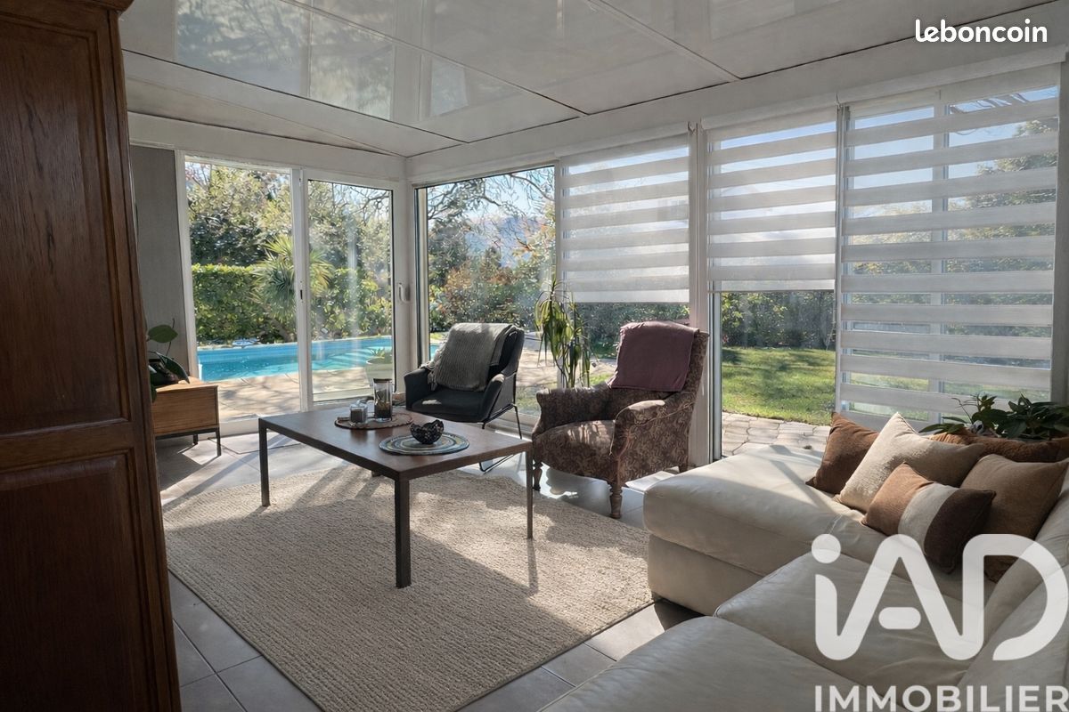 Maison 6 pièces 141 m² · à Pompignac · 141 m² · 399 000 €