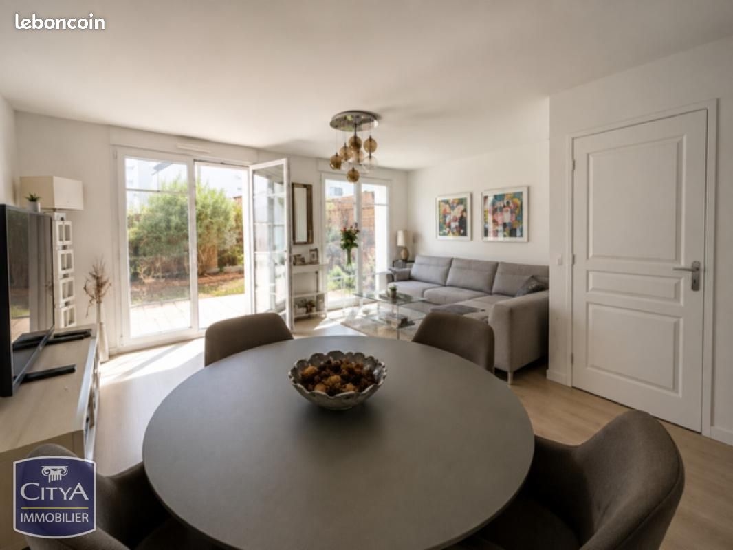 Maison 4 pièces 100 m² · à Chessy · 100 m² · 527 000 €