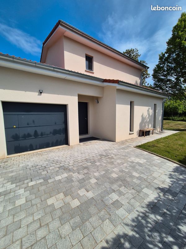 Maison 6 pièces 124 m² · à Trévoux · 124 m² · 500 000 €