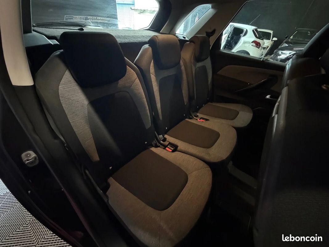 Citroën C4 SPACETOURER 1.6 BLUEHDI Feel (image 25)