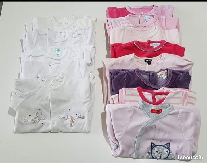 Lot de 12 pyjamas velours Taille 6 mois (image 1)