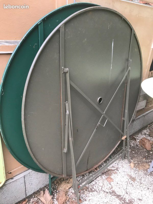 Table extérieur en metal (image 6)