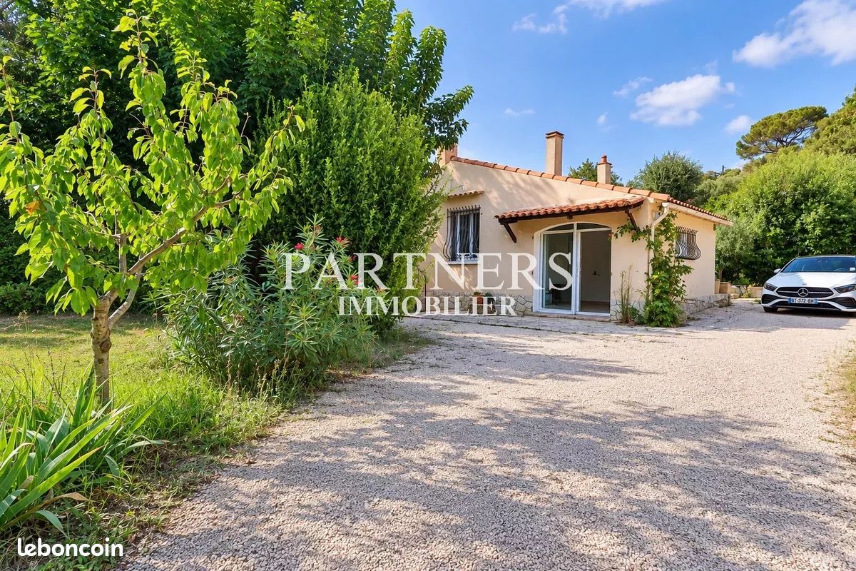 Maison 4 pièces 89 m² · à Aubagne · 89 m² · 1 591 €/mois