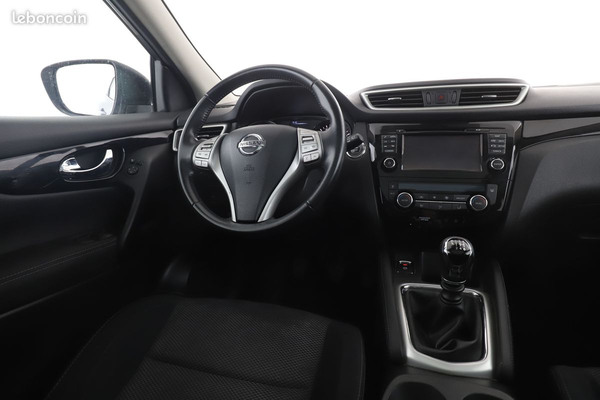 Nissan Qashqai 1.2 DIG-T Connect Edition 115 ch (image 7)