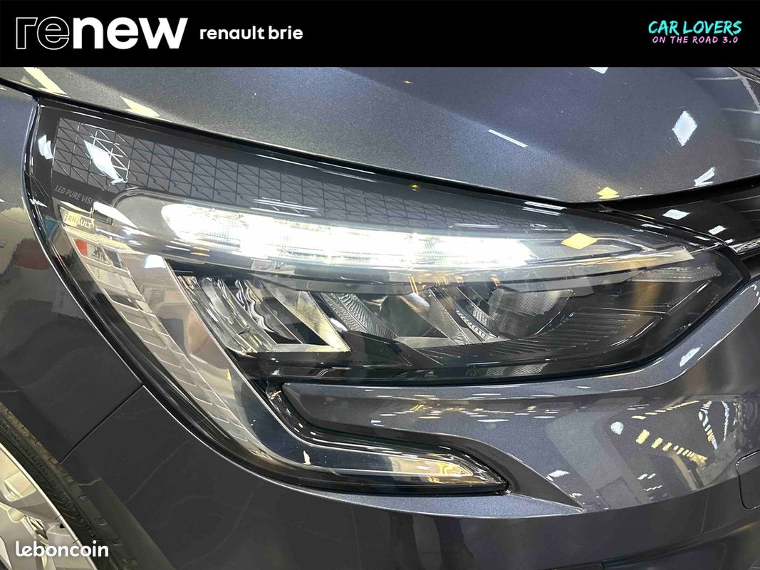 RENAULT Clio E-Tech 140 - 21 Business (image 25)