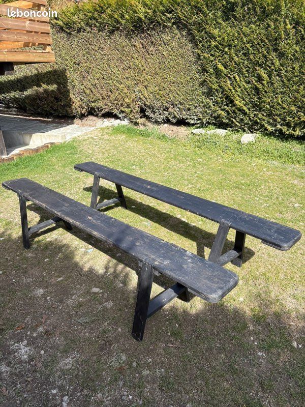 Anciens bancs de ferme (image 1)