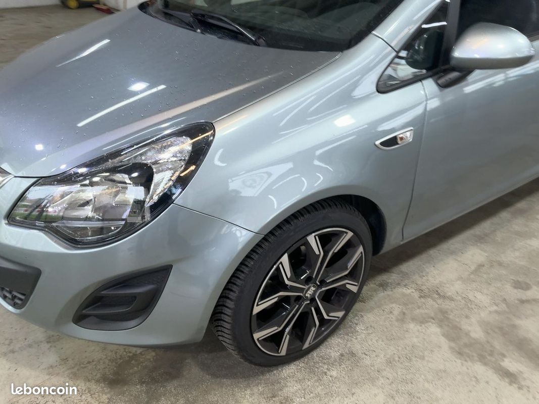 OPEL CORSA 1.2 70CV Nous en recevons 8 video en ligne sur le bon coin (image 6)