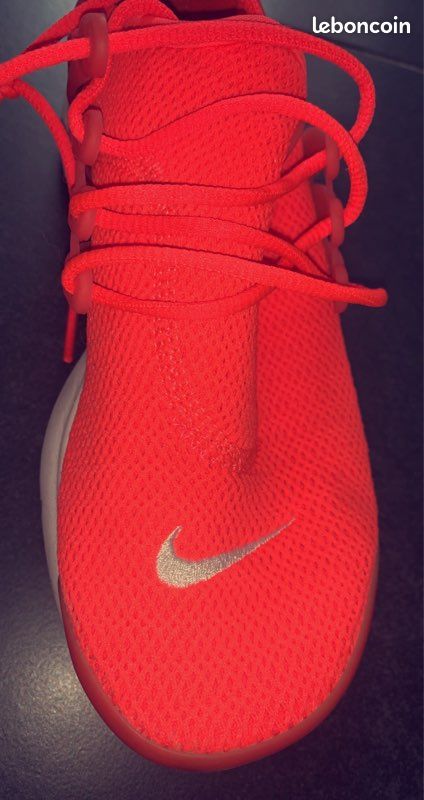 Nike (image 2)