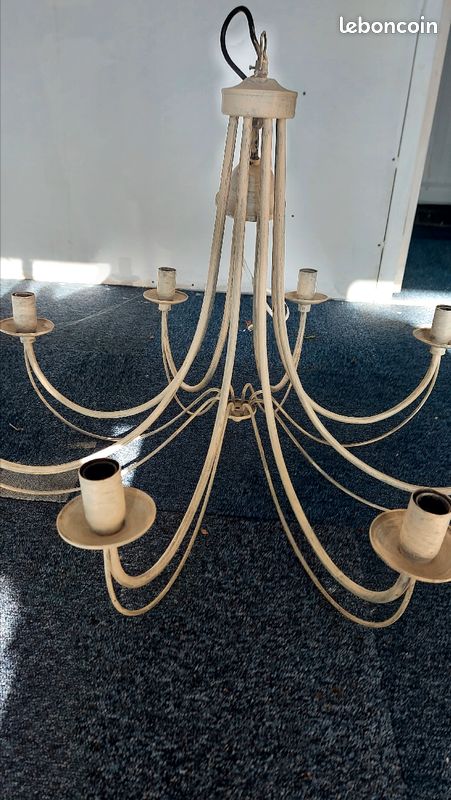 Lustre (image 1)