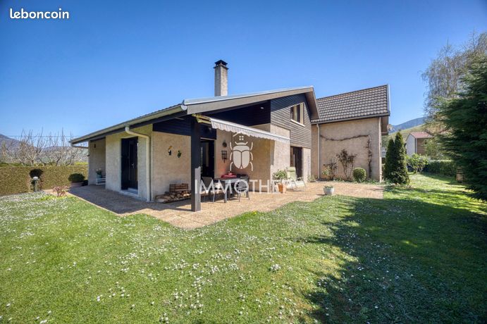 Maison 6 pièces 176 m²