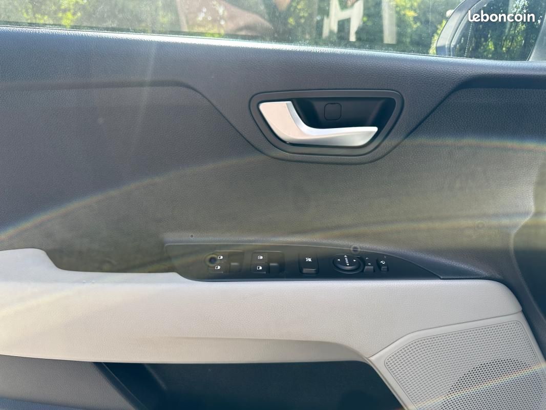 Kia Stonic 1.0 T-GDi 100 ch DCT7 Active (image 10)